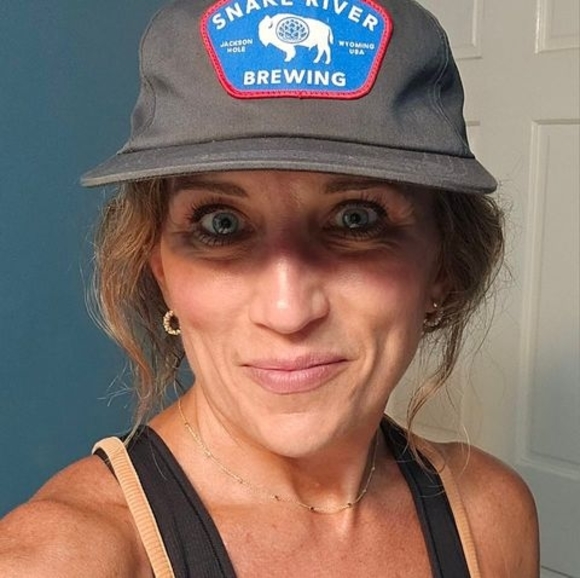 Meet your Posher, Amanda - Picture 1 of 1